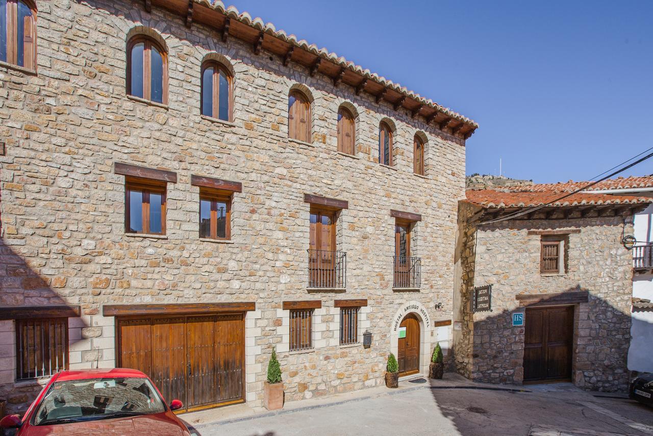 Hostal Antiguo Hospital Linares de Mora Exterior photo